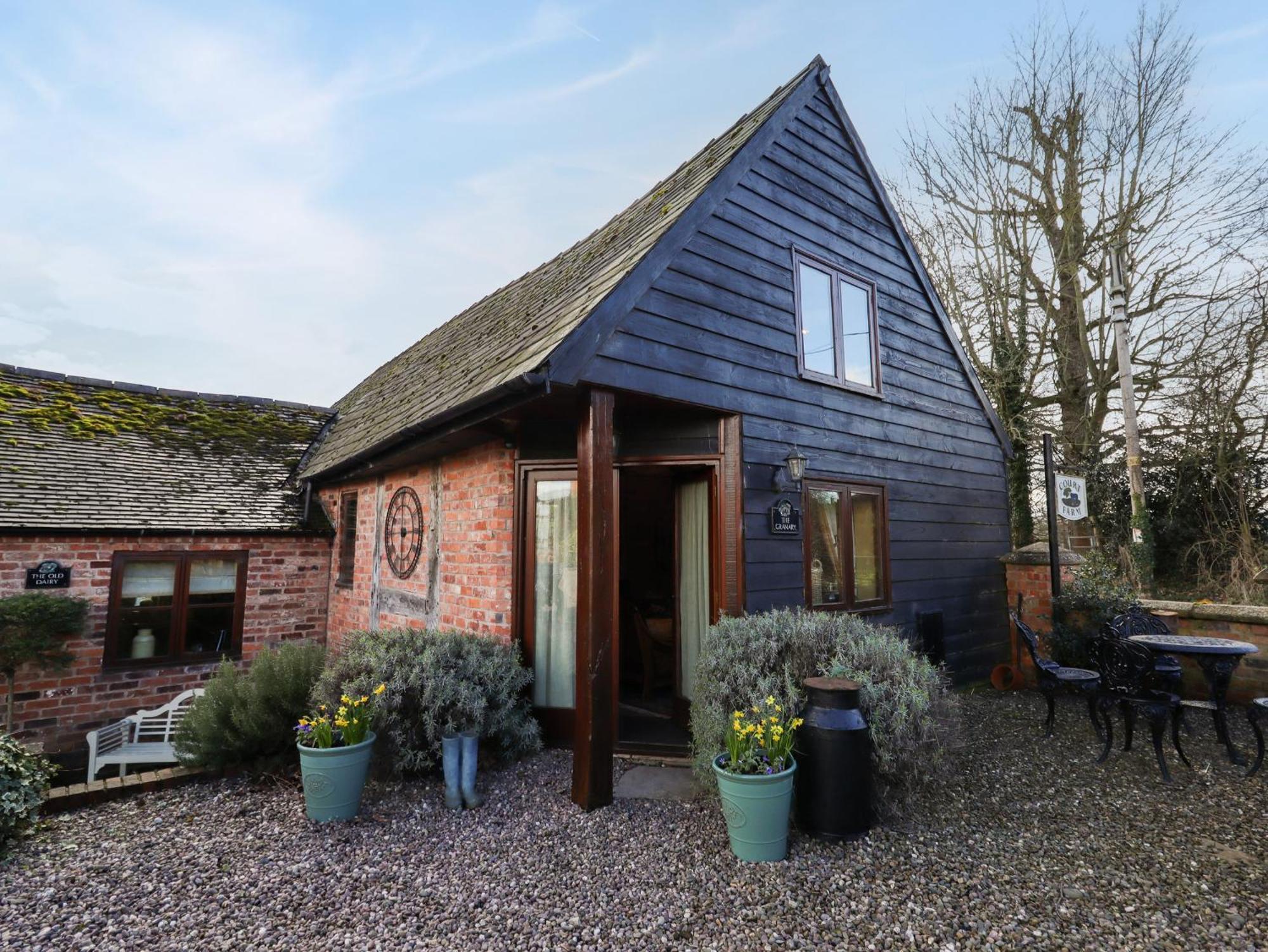 Villa The Granary Shrewsbury Esterno foto