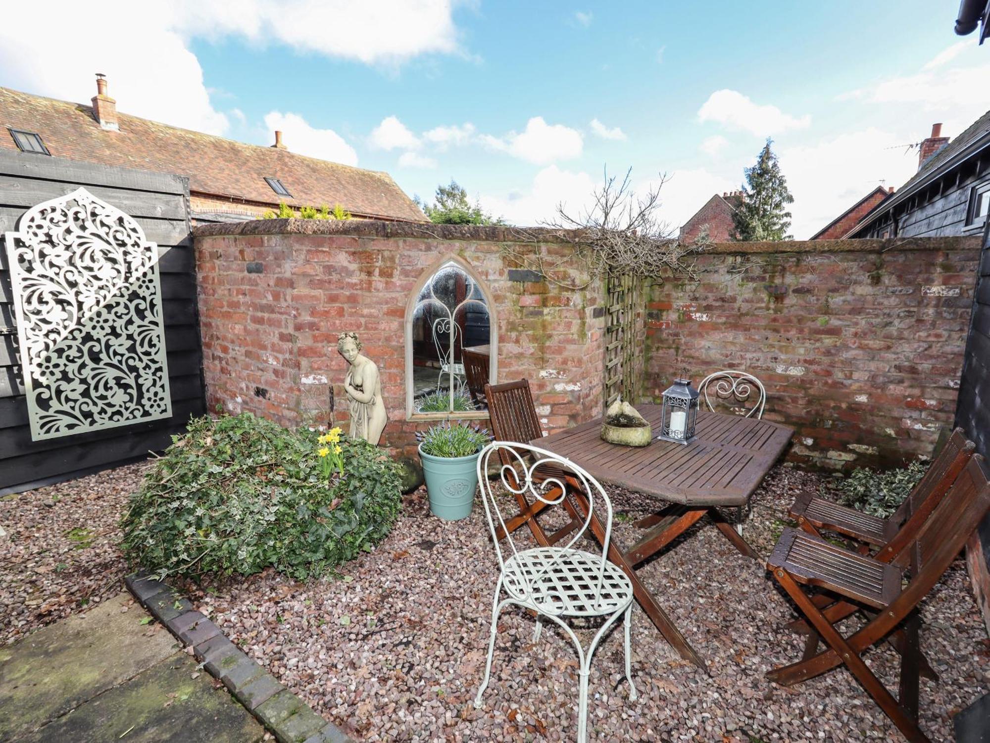 Villa The Granary Shrewsbury Esterno foto