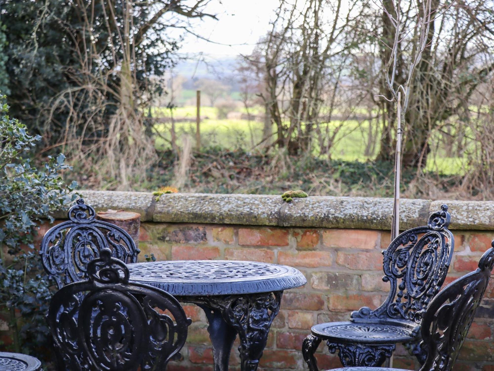Villa The Granary Shrewsbury Esterno foto